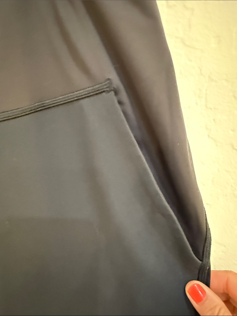 REI Women's Black Performance pants - Picture 4 of 11